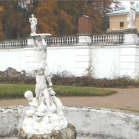 Museum-estate Arkhangelskoye. Click to enlarge