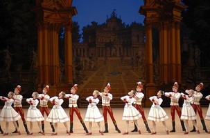Ballets in one act: Petrushka. Grand Pas from the ballet Paquita. (Classical Ballet) 
Click to enlarge